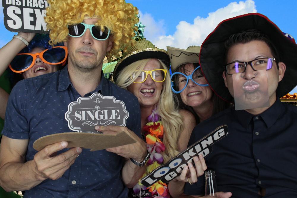 DHL South Regional Meeting | View more photos from the event at gallery.myphotoboothexperience.co.uk/u/MyPhotoBoothExperienceLtd/DHL-South-Regional-Meeting
